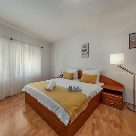 Tia Apartment ริเยกา ภายนอก รูปภาพ
