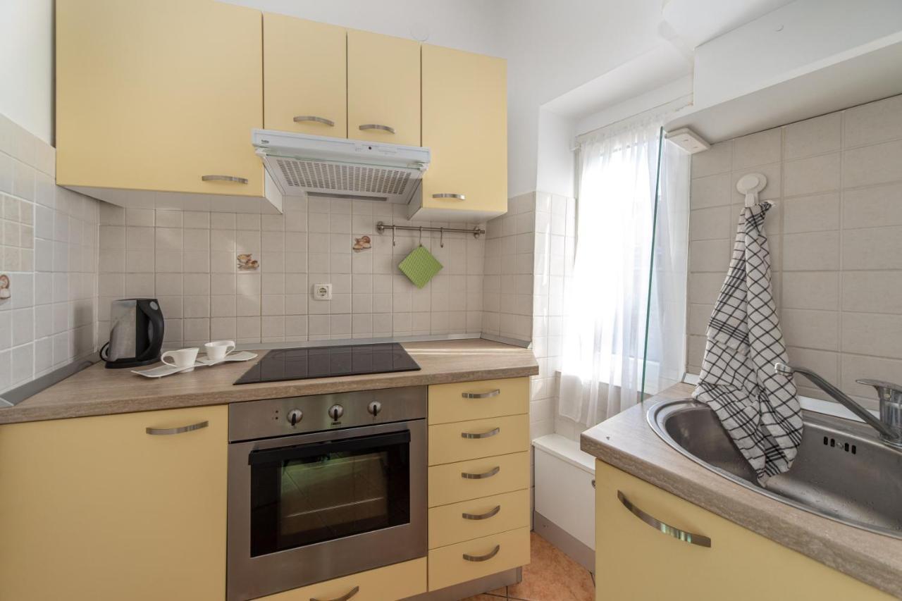 Tia Apartment ริเยกา ภายนอก รูปภาพ